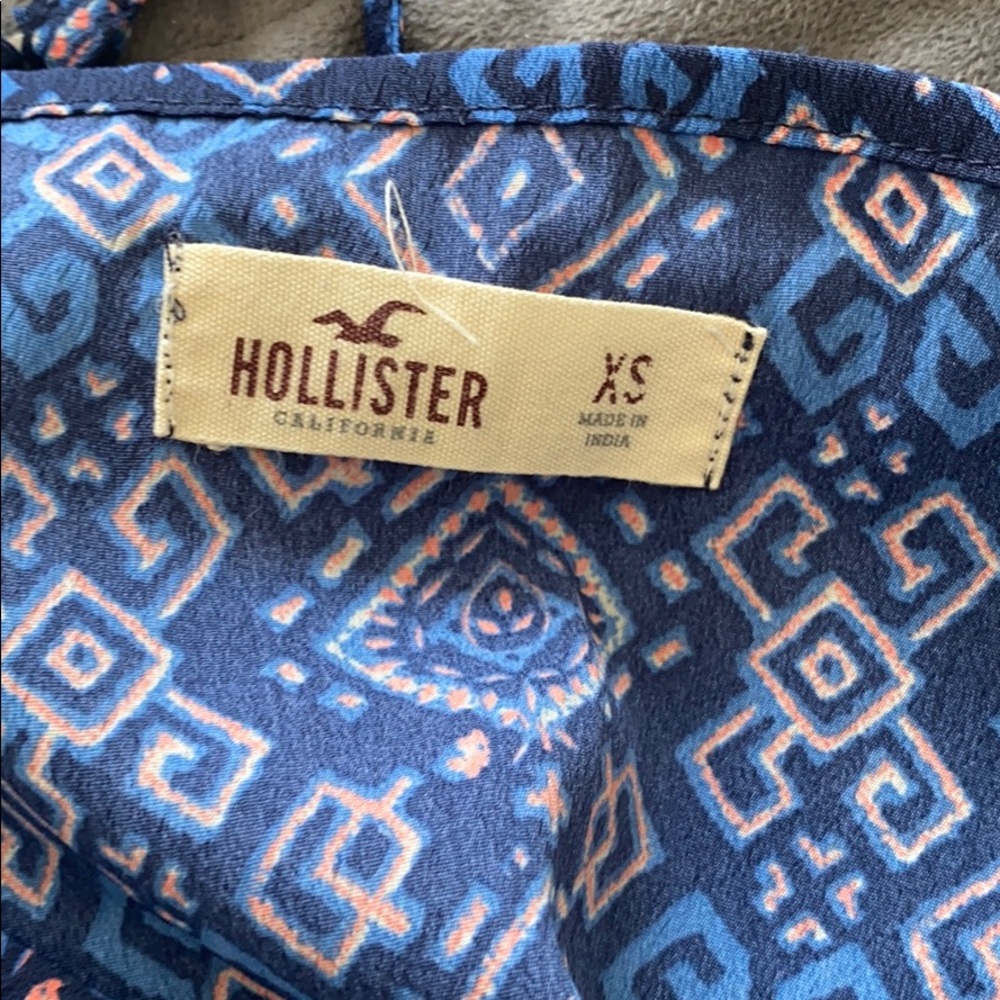 Hollister Patterned Tank Top! - Picture 5 of 5